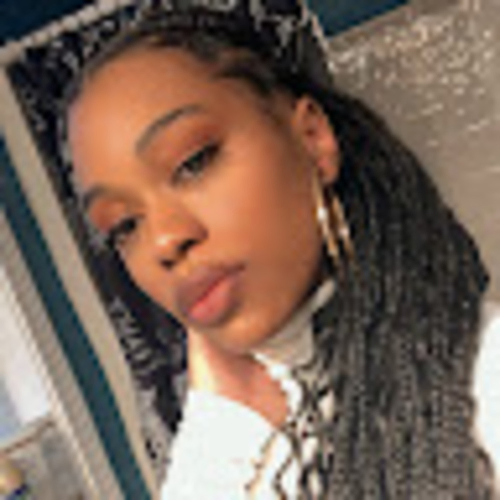 Meet your Posher, Brianna